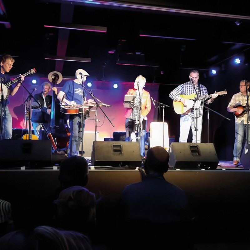 Upscaled with Gigapixel v8.4.4. 720x540 => 2880x2160 (4x) Model: Low Resolution V2, denoise: 0.01, sharpen: 0.01, decompression: 0.01